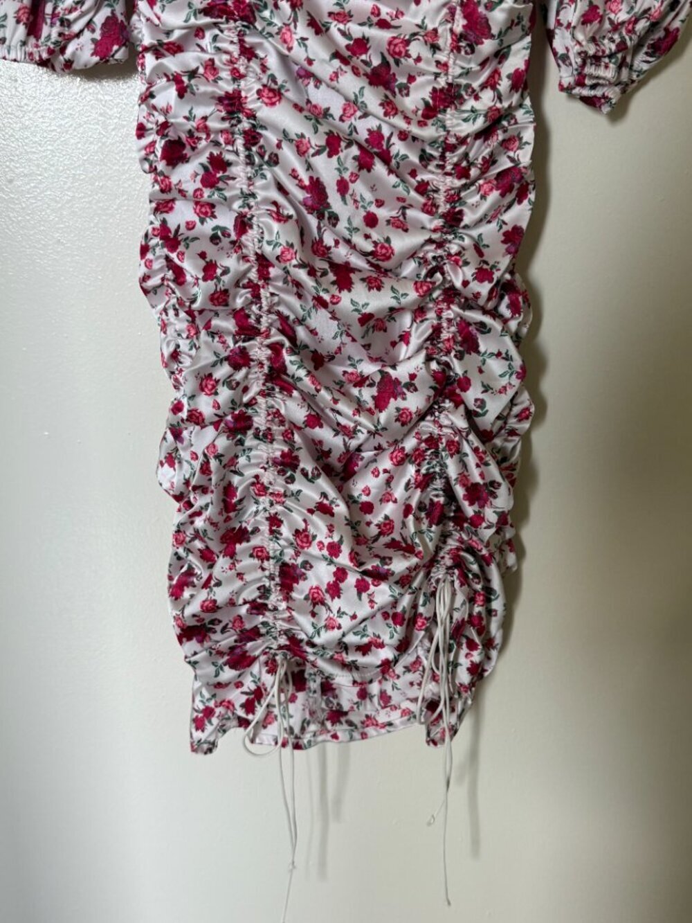 NWT For Love & Lemons Melrose White Pink Floral Ruched Mini Dress XXS - Picture 4 of 7